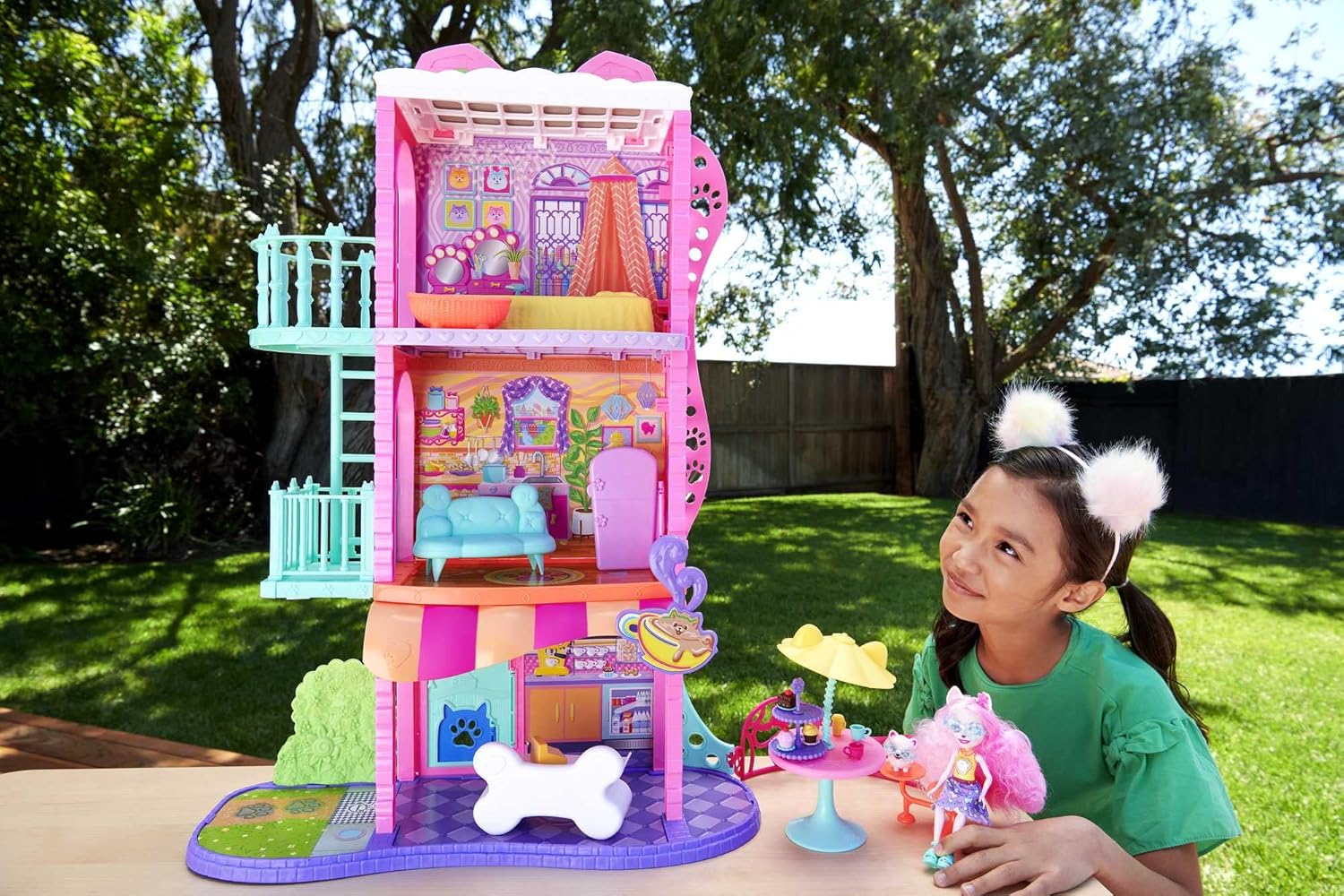 Mattel Enchantimals: Városi történetek - Városi ház és kávézó (HHC18)