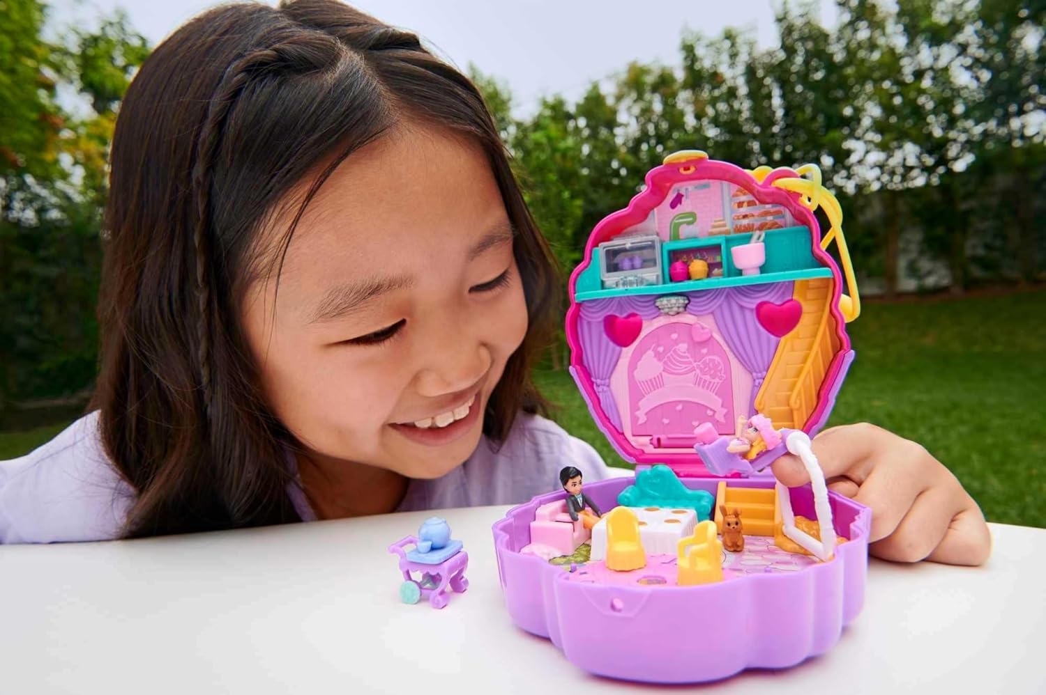 Mattel Polly Pocket - Kompakt készlet édes finomságokhoz Cupcake (HKV31)