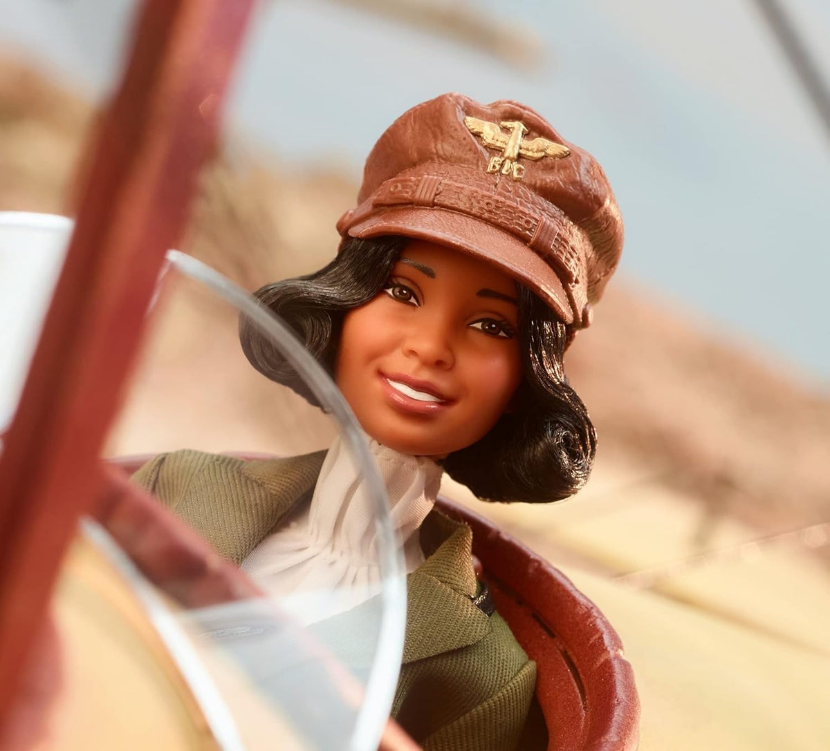 Mattel Barbie Signature - Bessie Coleman (HJX36)